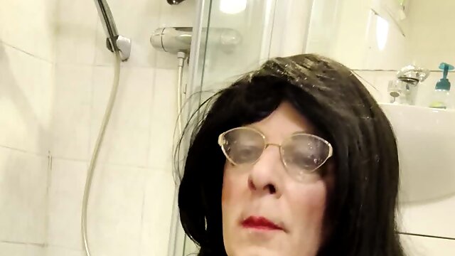 Crossdresser, Pissing, Shemale, Ladyboy, Sissy