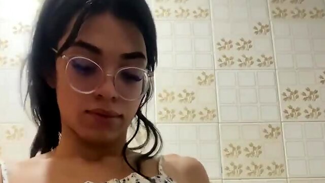 Hands Free, Lingerie, Shemale, Cumshot, Teen