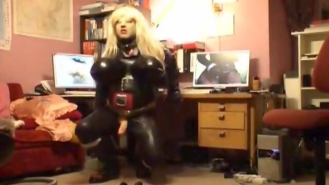 Roxina Hot In Gumboots X