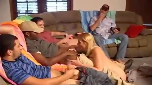 Rudelbumsen, Hausfrau