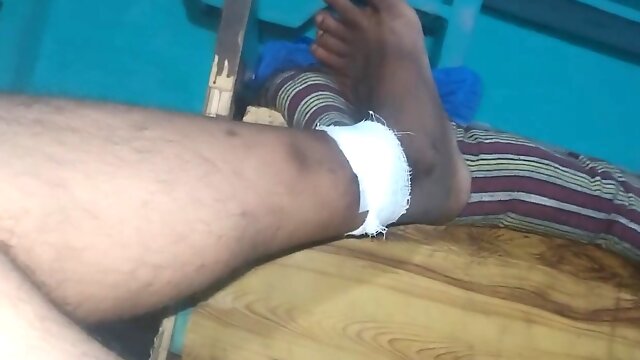 Oiled up big ass Soniyakhatri enjoys a huge cock while showering and gets toyed with