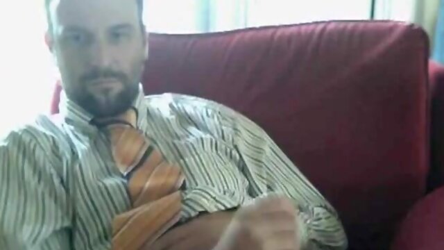 Amateur Hairy man Father Drains Off in Suit