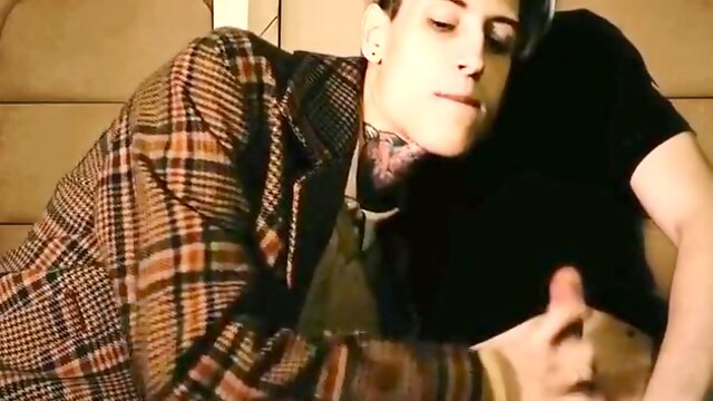 Chase Williams - Hunk Fucked In Anal In The Back Seat Of A Car