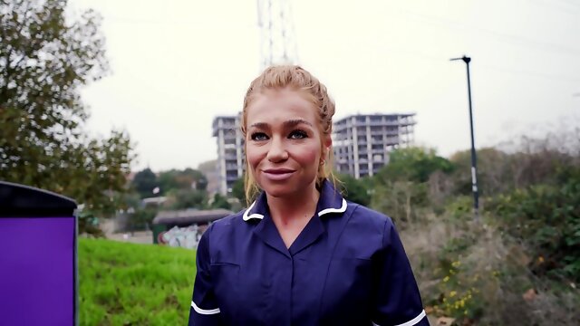 Μεγαλα Βυζια