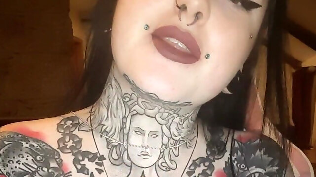 Harley Quinn Sucks and Fucks