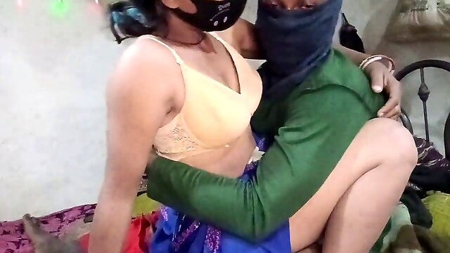 Scorching hot wife stars in her husbands steamy film