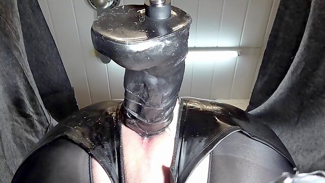 Treat my eager butt with some anal play