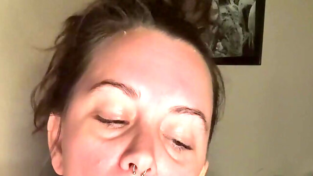 Fétis, Dohányzás, Szóló