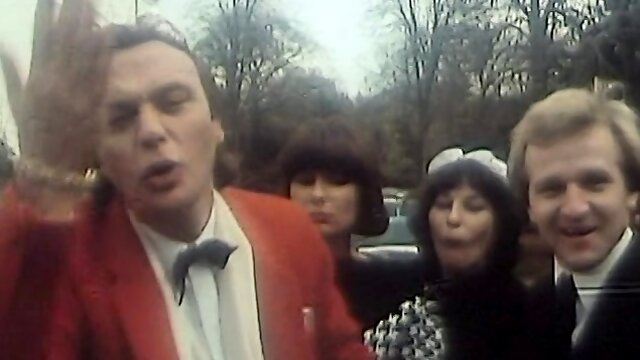 Amateur Group Sex beside Hot Chicks