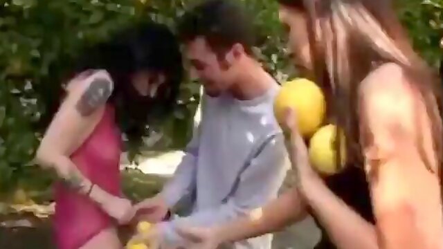 Pompino, Sesso A Tre