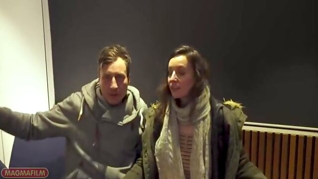 Grupo De Tres, Pajas Con La Mano