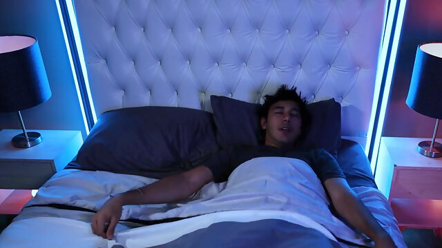 The Spooky Hot Clownette 2. Emily Thorne