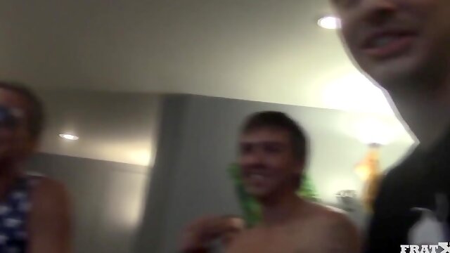 Played Hard And Raw - Fratx