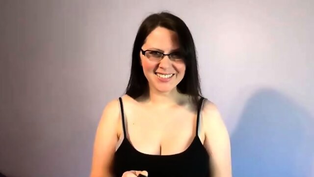 Morgana Laveau - Cheat Snack Giantess FemDom