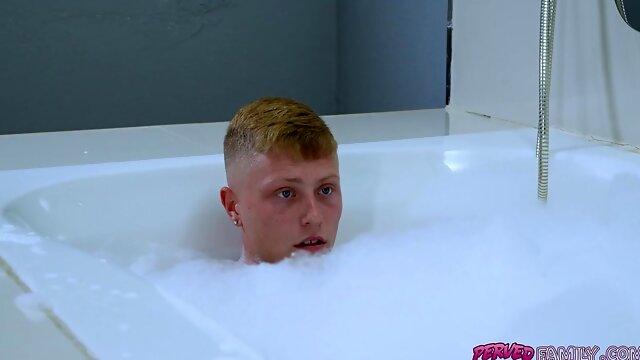 Havent Seen An Swelling Like That In Months! - Addyson James