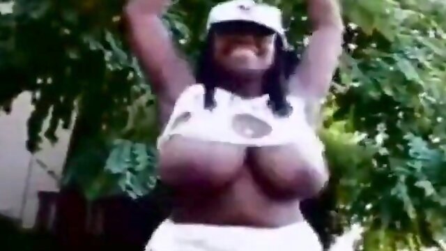 Big-Titted African Apoline From France