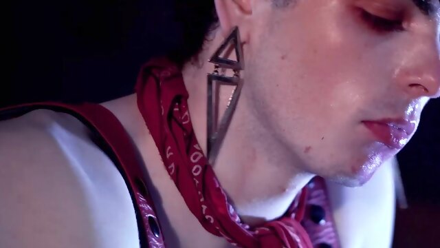 Axel kissing Redrosehankys rosebud after fist fucking