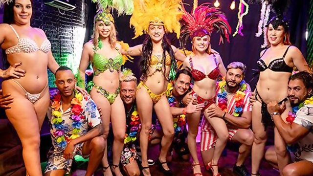 看逼, 业余, 群体, 肛门, 跨种族