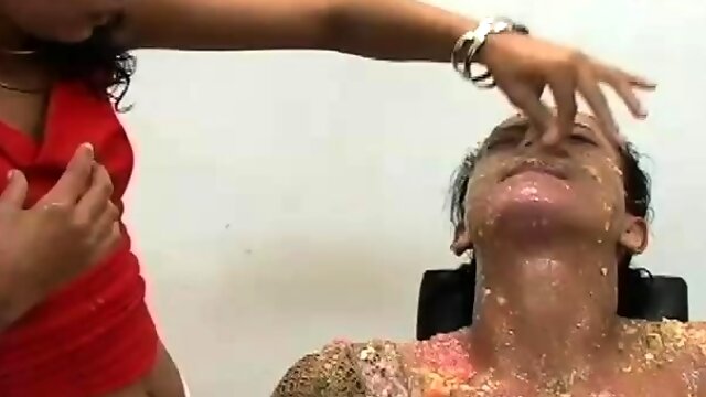 Brunetki, Mamuśki, Amatorki