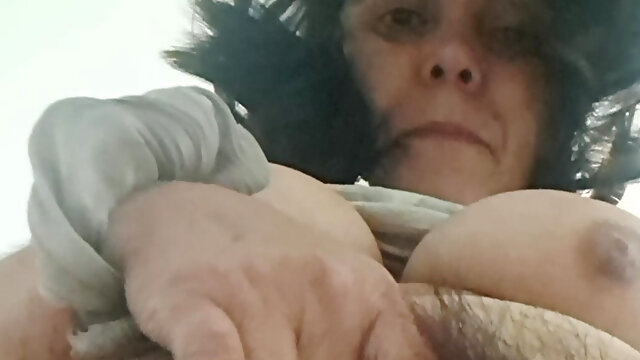 Maratre, Solo, Mature