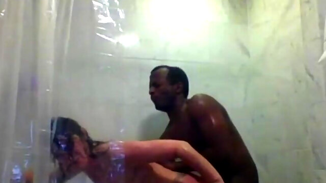 Grandes Caralhos Negros