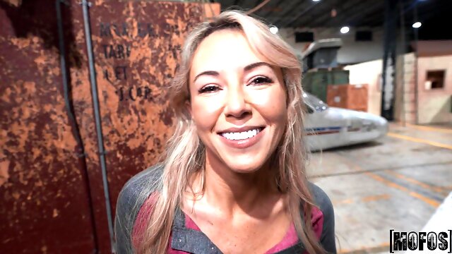 Blowjob, Öffentlichkeit