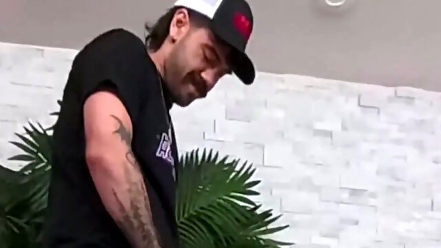 Punheta Com As Mãos