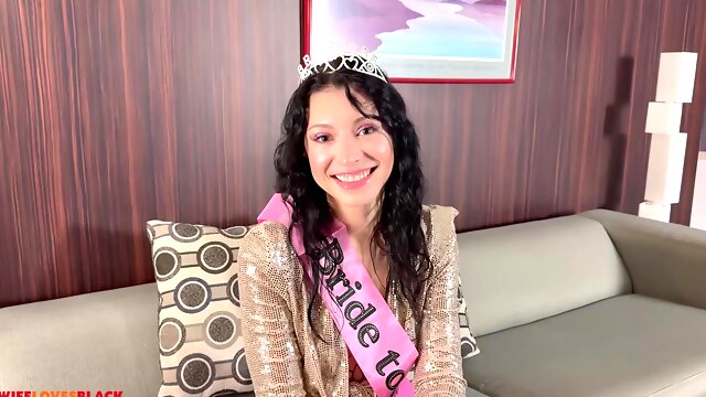 Iso Musta Kulli, Vaimo