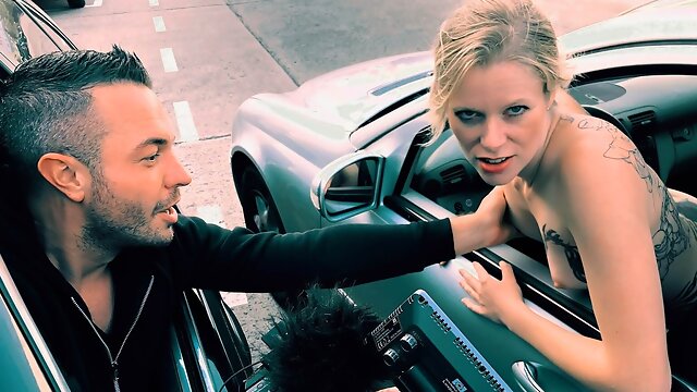 Küçük Memeler, Siska