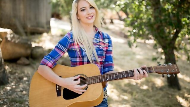 Solo Face Sitting Pussy