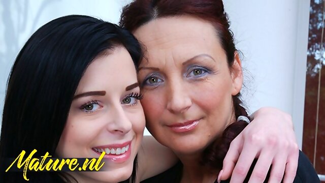 Busty Step Mom Lets Step Daughter Play With Her Pussy