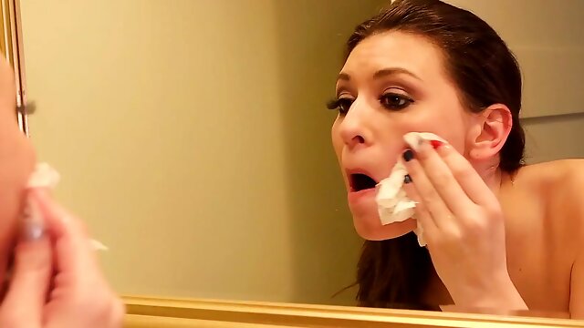 MILF goes back to her boss for a letter of recommendation Naughty America