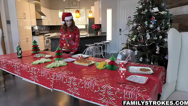 Crazy Teens Have A Christmas Fam Orgy