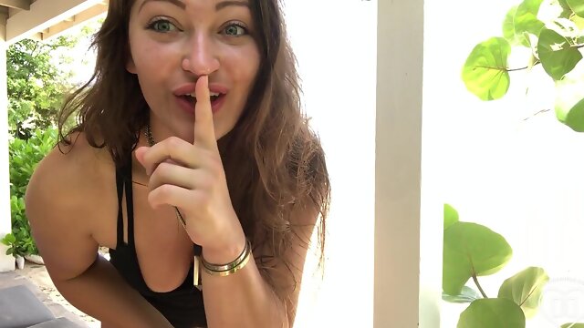 Dani Daniels Solo Beach