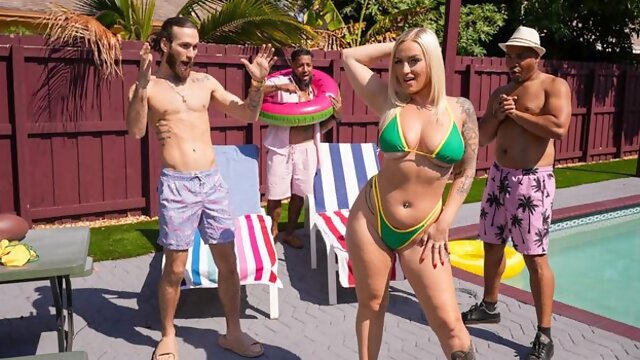 Astonishing blonde with big boobs Elana Bunnz rides a huge black dick