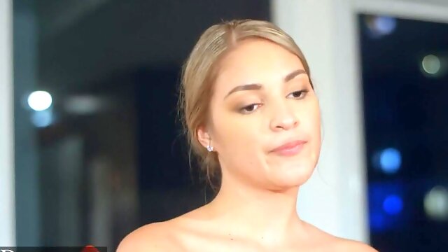 Gorgeous Gold Digger Is Seduced by Dad Gizelle Blanco, Manuel Ferrara