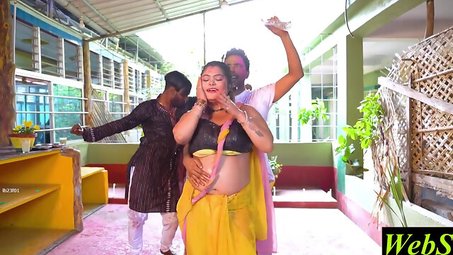 Hondje Stijl, Indiaas