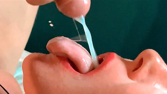 Cum In Mouth