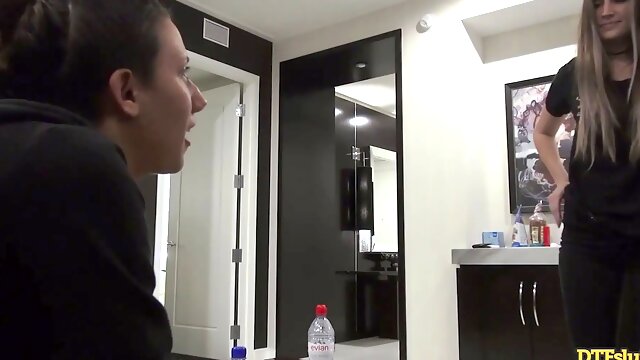 Mostri, Sesso A Tre