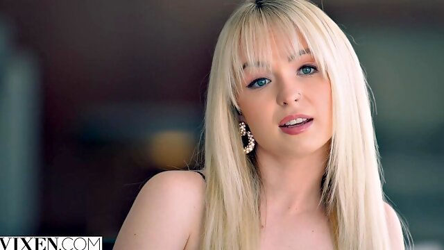Stunning Skinny Cecilia Lion Seduces Her Playboy Boss Manuel Ferrara
