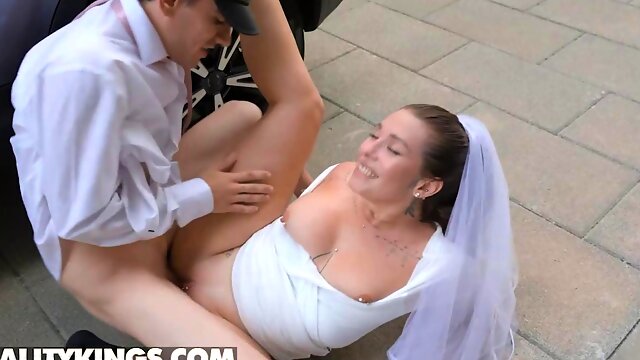 現実, 大きな乳首