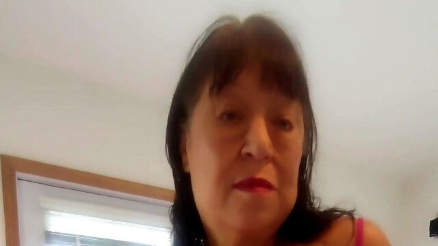 Babcia, Solo