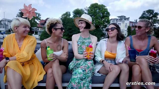 Buli, Casting, Nyílvános