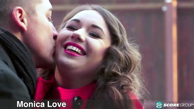 Monica Loves Deep Lesbian Fuck