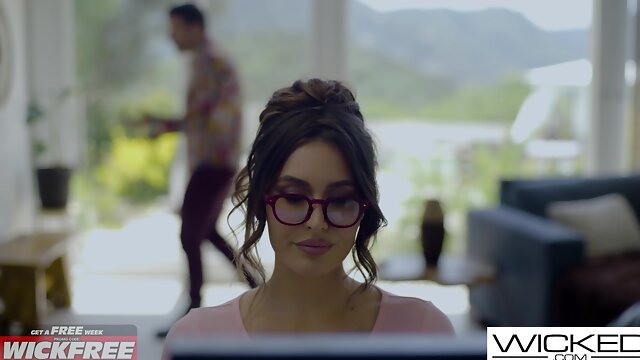 Copine, Lunettes