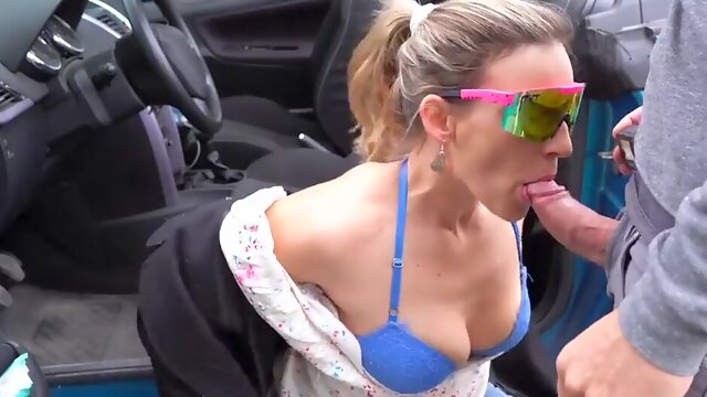 Aficionadas, MILF