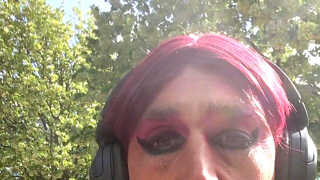 Crossdresser, Outdoor, Public