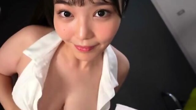 Große Titten, Asiatisch