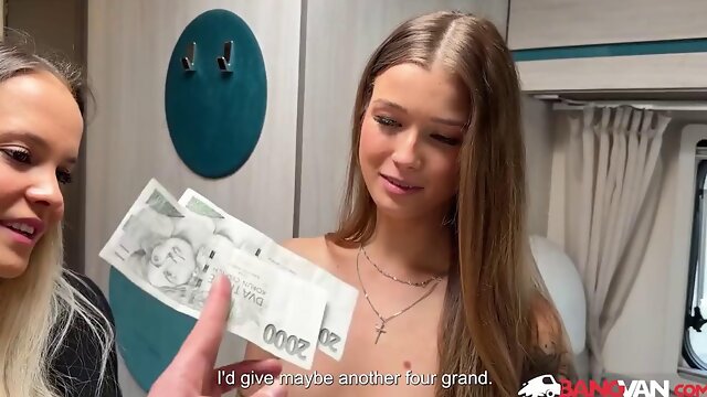 Vriendin, Tjechisch, Tiener, Geld