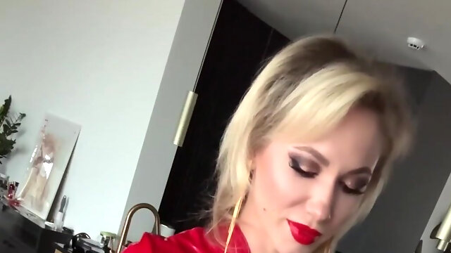 Angel The Dreamgirl, Stockings